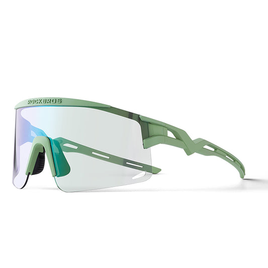 ROCKBROS Photochromic cycling glasses with a UV filter and corrective insert - green