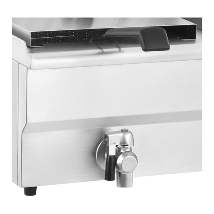 Royal Catering Professional fryer with 230V 10L tap – image 2