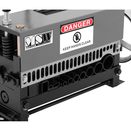 Isolation hood for downloading insulation from cables and cables MMA-Wirestripper-005