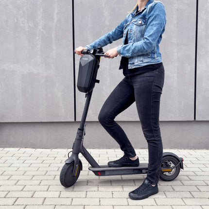WOZINSKY Waterproof wheel bag scooter bag for scooter 4 l black – image 3