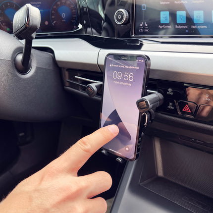 WOZINSKY Gravity handle for phone on grate in black car – image 9