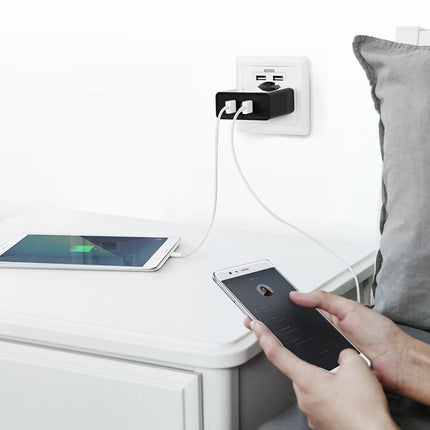 UGREEN Power charger for phone 2x USB-A 36W QC3.0 - black – image 4