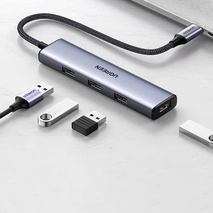 UGREEN USB-C hub-c splitter for 4x USB 3.2 silver – image 2
