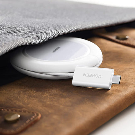 UGREEN Qi 15W wireless charger with silicone case compatible with MagSafe white – image 6