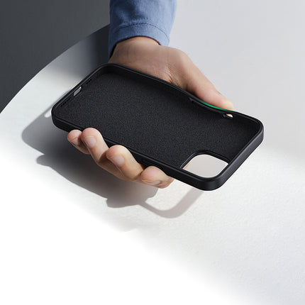 UGREEN Flexible silicone phone case for iPhone 14 Plus Protective Case black – image 4