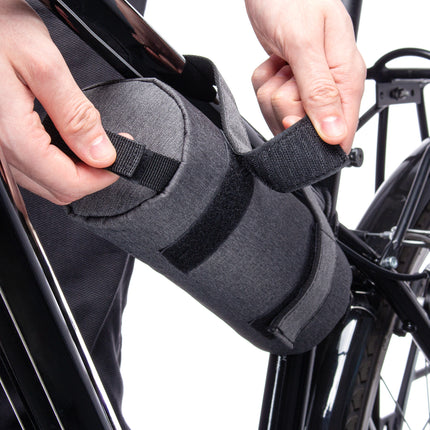 WOZINSKY Thermal bicycle bag for a bottle, attached to the frame or handlebar, 0.7L, gray – image 9