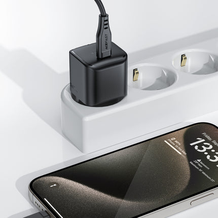 ACEFAST Mini GaN PD 30W USB-C charger, black – image 5