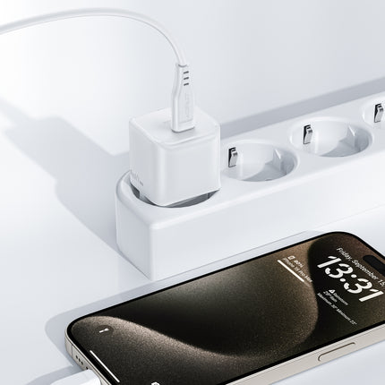 ACEFAST Mini PD 20W GaN charger + USB-C cable, white – image 12