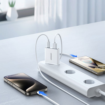 JOYROOM Small and super-slim 20W USB-A USB-C wall charger - white – image 9