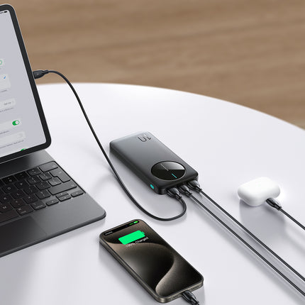 JOYROOM Powerbank JR-PBF12 10000mAh 2.4A 2x USB-A 1x USB-C - black – image 10