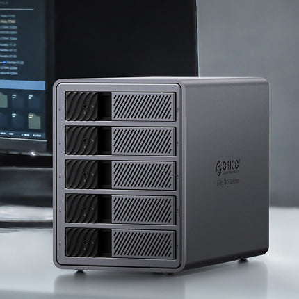 ORICO 9858T3 disk array with Thunderbolt 3 for 5 2.5'' / 3.5'' SATA HDD / SSD drives - gray – image 3