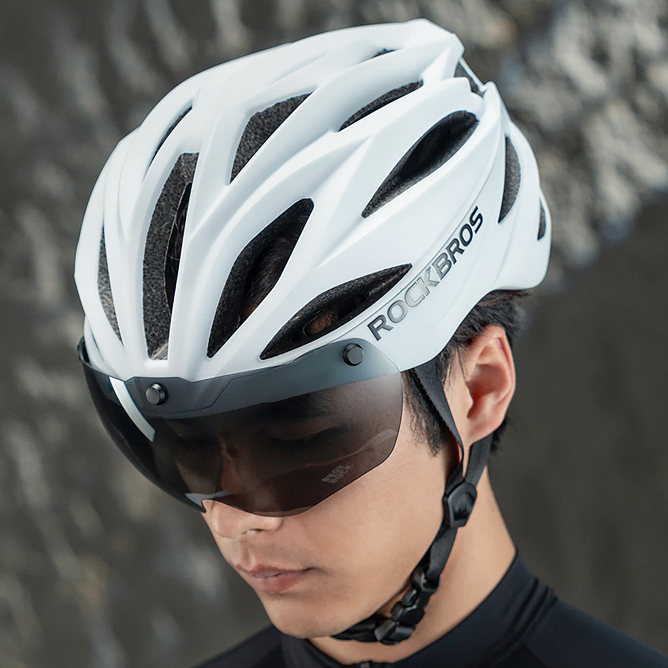 ROCKBROS Bicycle helmet with a lens, detachable glasses with a UV filter, unisex - black and brown – image 7