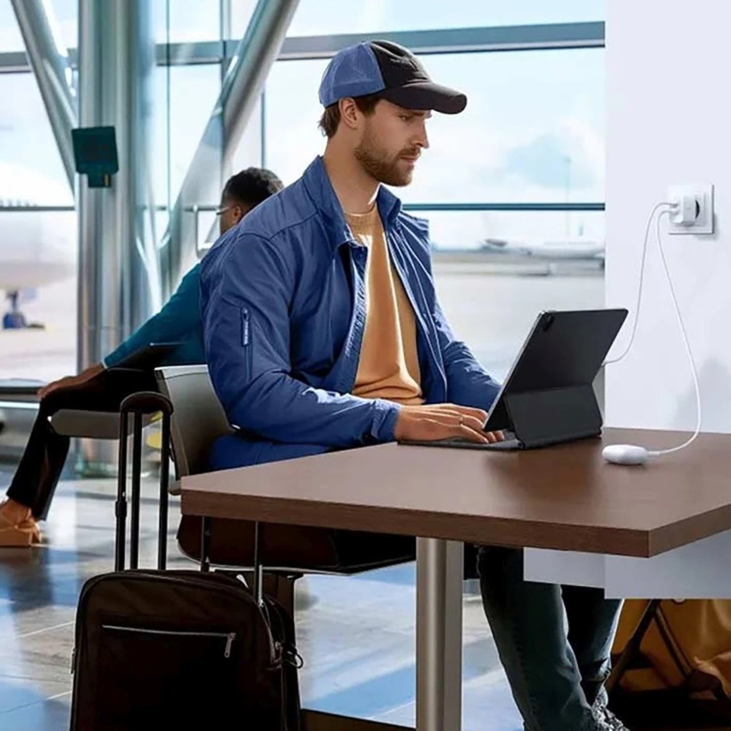 UGREEN X227 GaN USB-A USB-C 20W wall charger - white – image 4
