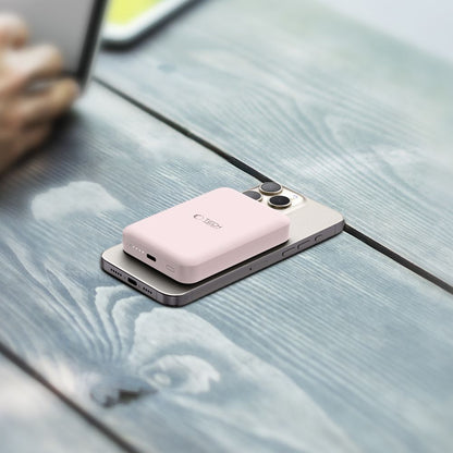 Tech-Protect PB11 10000mAh 15W MagSafe magnetic powerbank with USB-C cable - pink – image 9