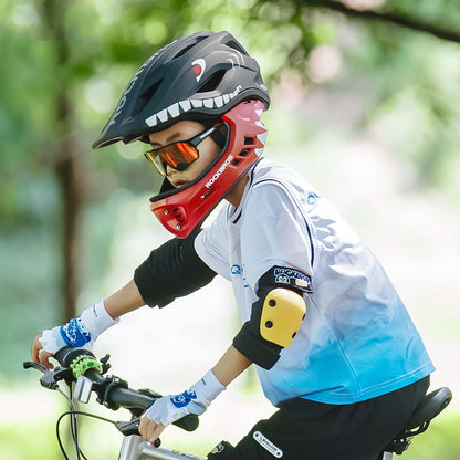 ROCKBROS Children's bicycle helmet with detachable visor, size M 54-58cm - black shark – image 4