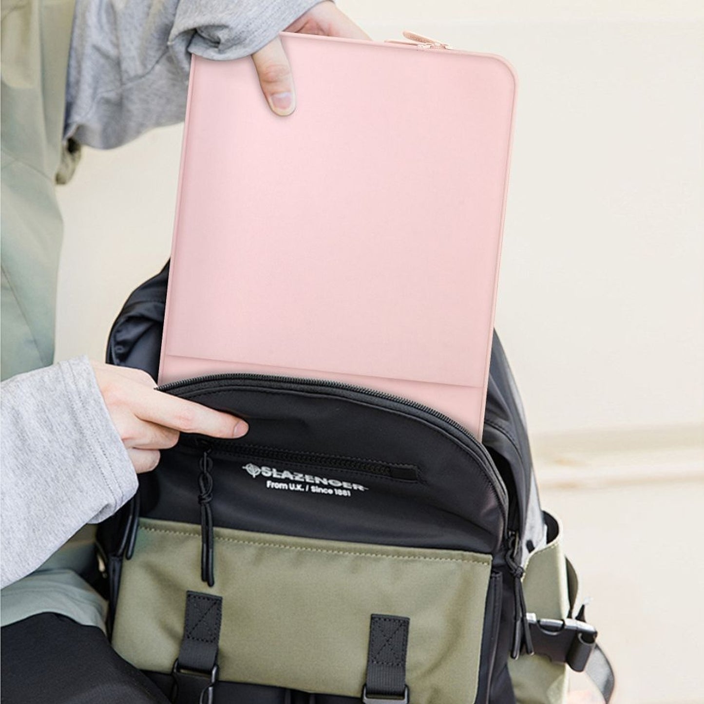 Tech-Protect Neoprene case cover for a 13" laptop - pink – image 8