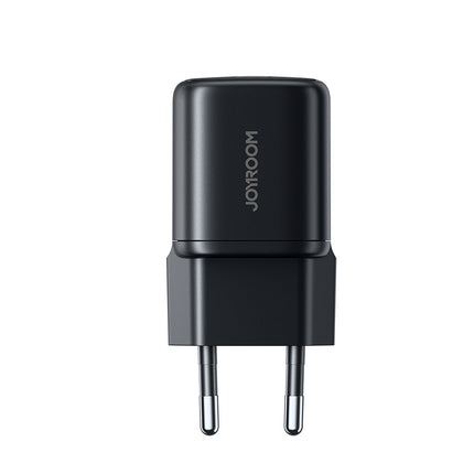 JOYROOM USB-A USB-C 33W wall charger - black – image 2