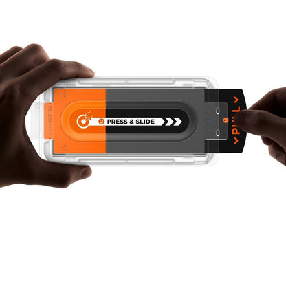 SPIGEN Tempered glass for Samsung Galaxy Z Fold 7 with applicator - 2 pcs. – image 4