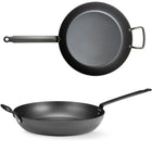Hendi Frying pan for all types of cookers, made of carbon steel. 327mm