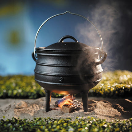 Hendi Cast iron cauldron, hunting pot over the fire for soups and stews. 245 x 280 mm 6 l – image 5