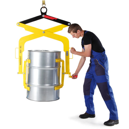 Lift holder for safe lifting and handling of 200L barrels